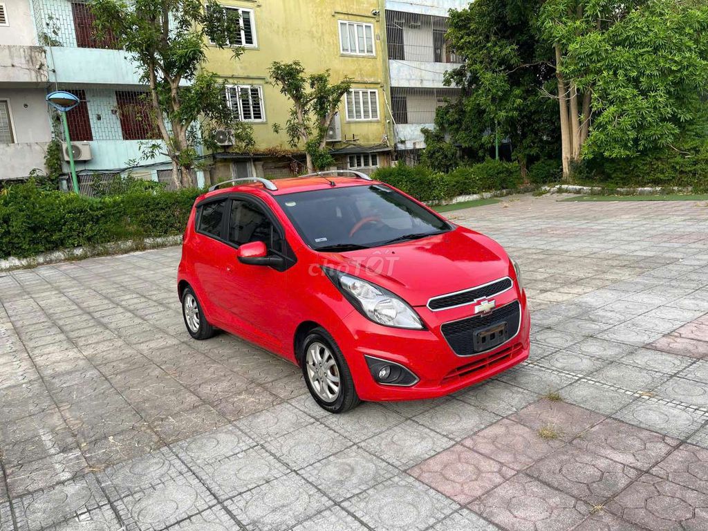 Chevrolet Spark - ảnh 2