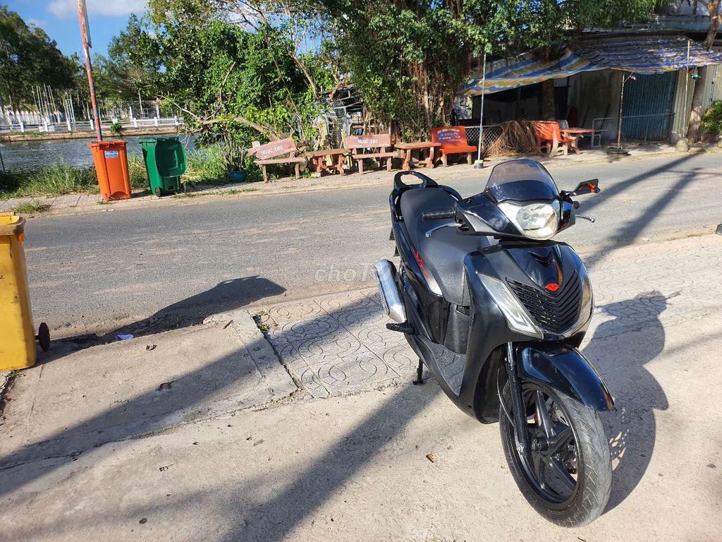 Honda SH 2012 - ảnh 3