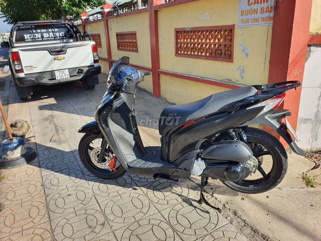 Honda SH 2012 - ảnh 5