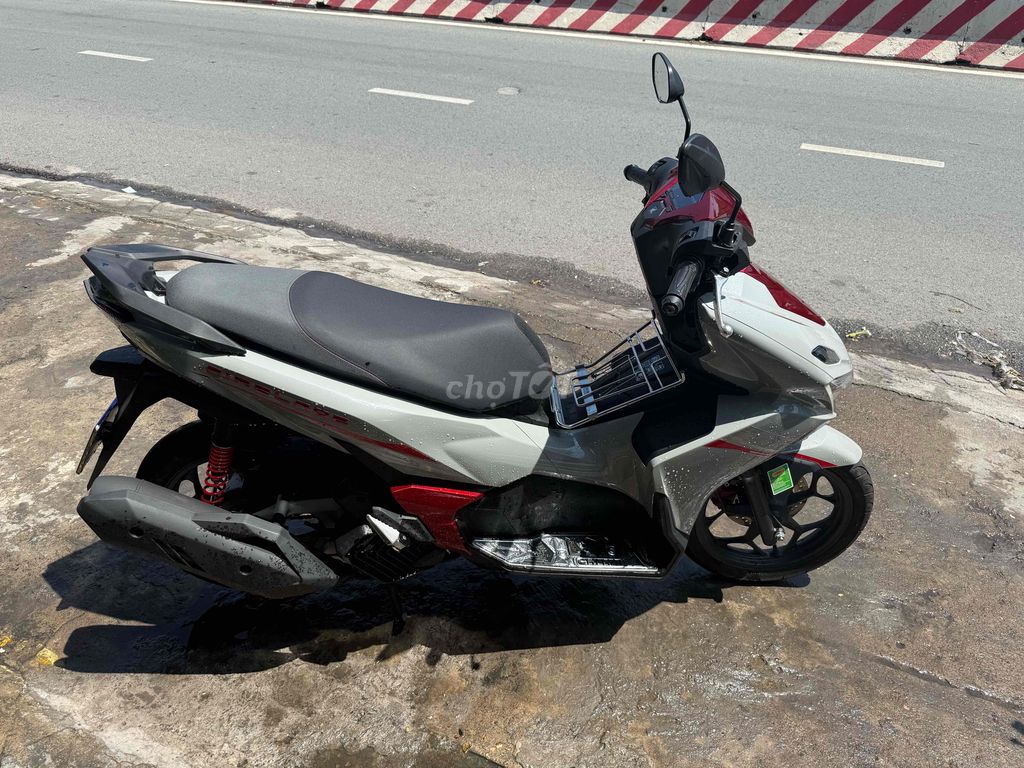 Honda Air Blade 2026 - ảnh 2