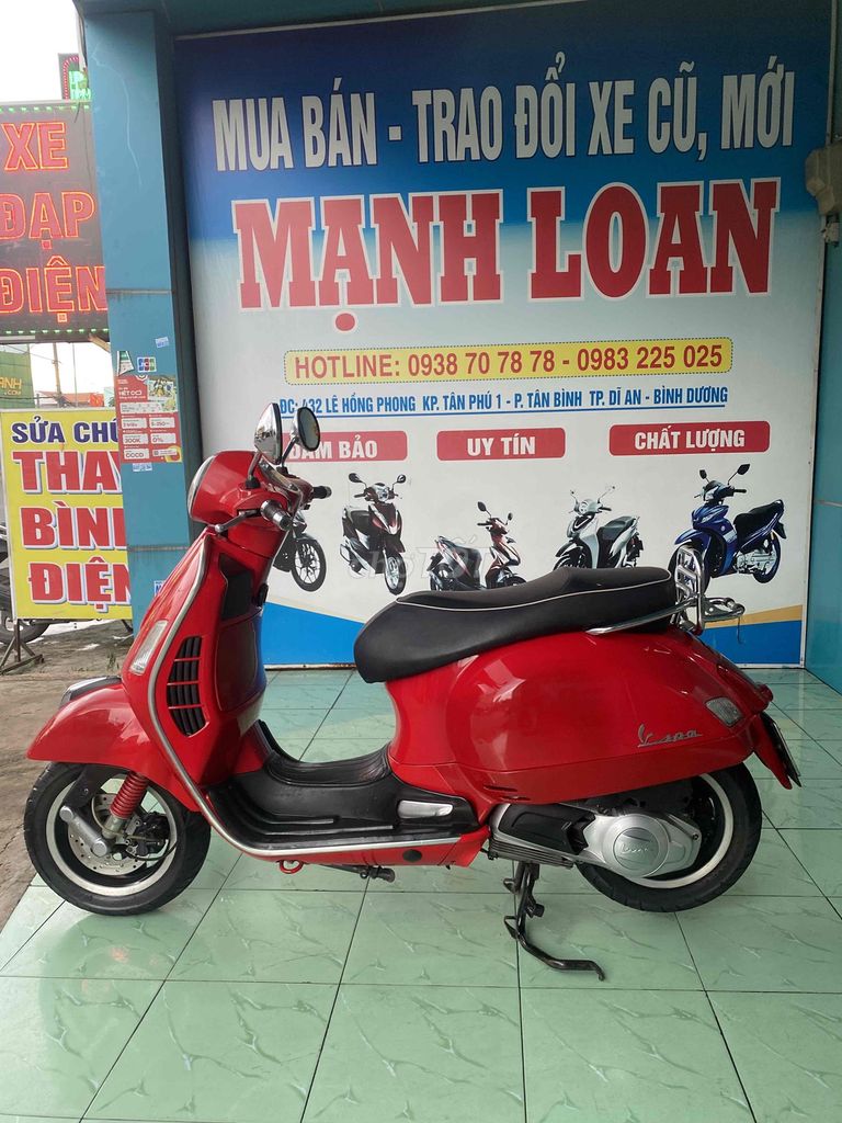 Vespa 2010 - ảnh 4