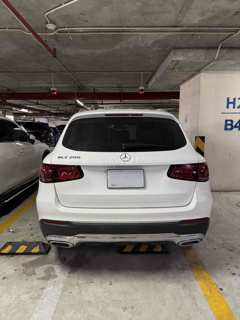 Mercedes-Benz GLC 2021 - ảnh 4