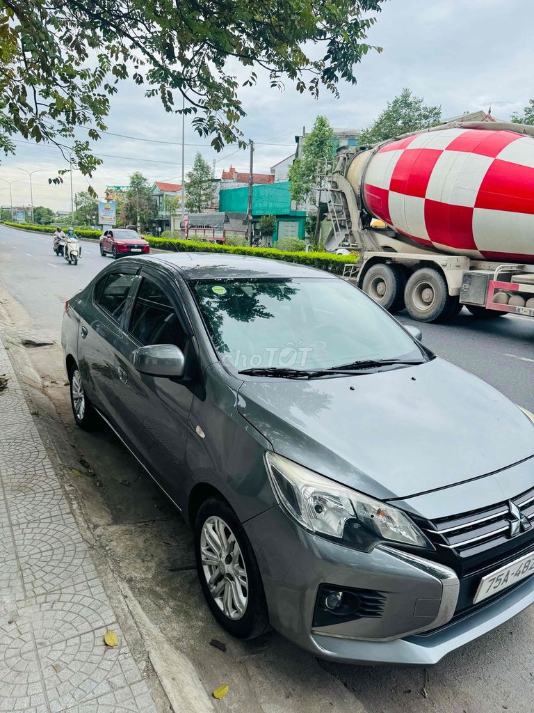 Mitsubishi Attrage 2020 - ảnh 1