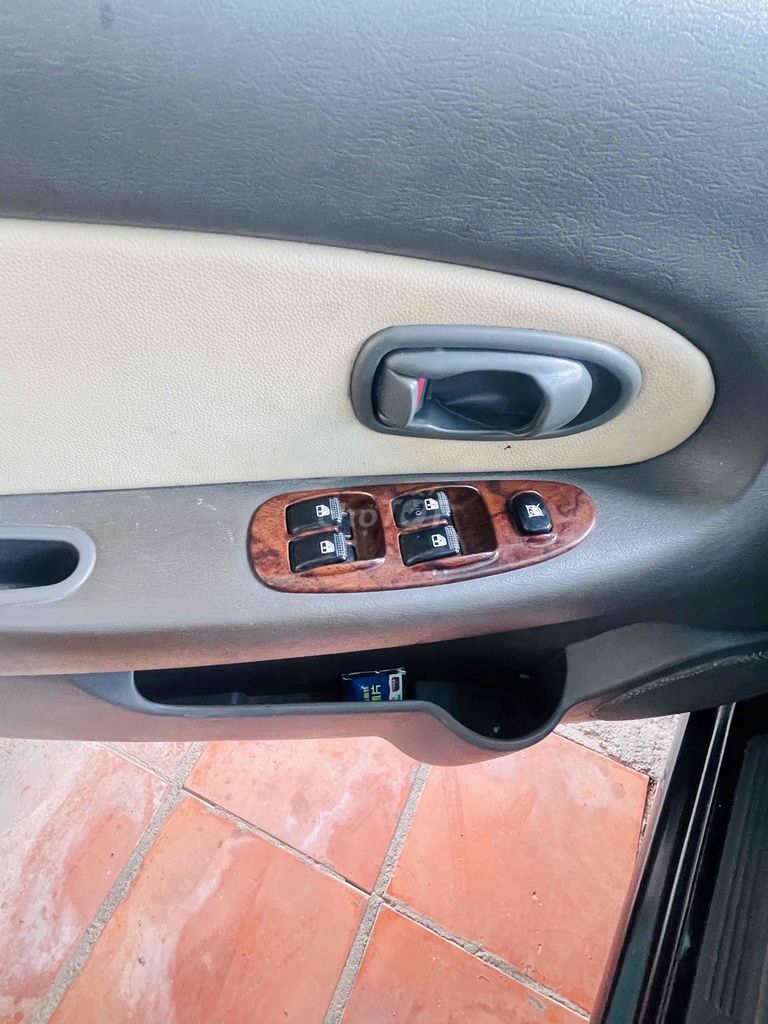 Kia Spectra 2005 - ảnh 5
