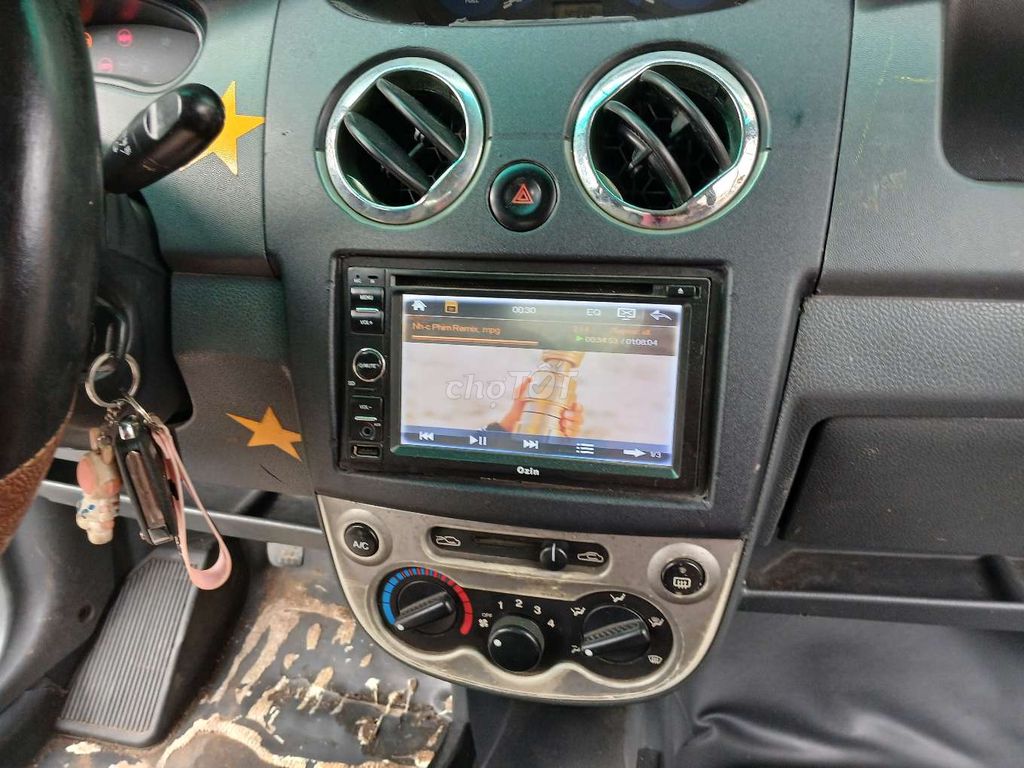 Chevrolet Spark 2010 - ảnh 2