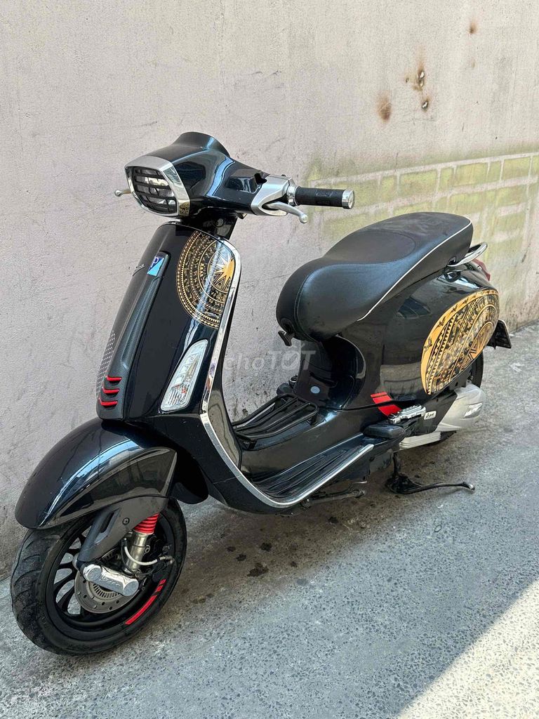 Piaggio Vespa 2018 - ảnh 1