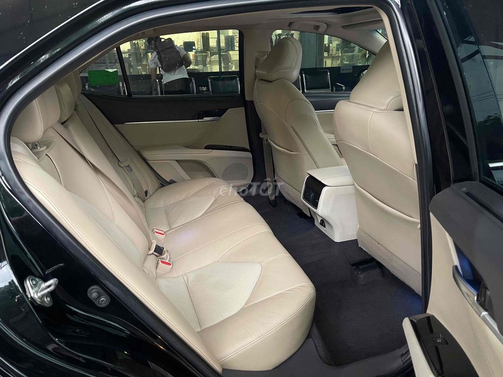 Toyota Camry 2.5Q 2020 - ảnh 4