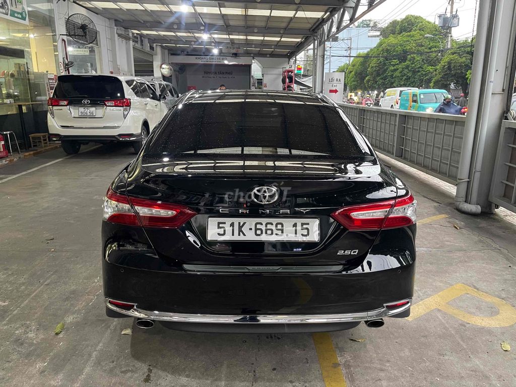 Toyota Camry 2.5Q 2020 - ảnh 5