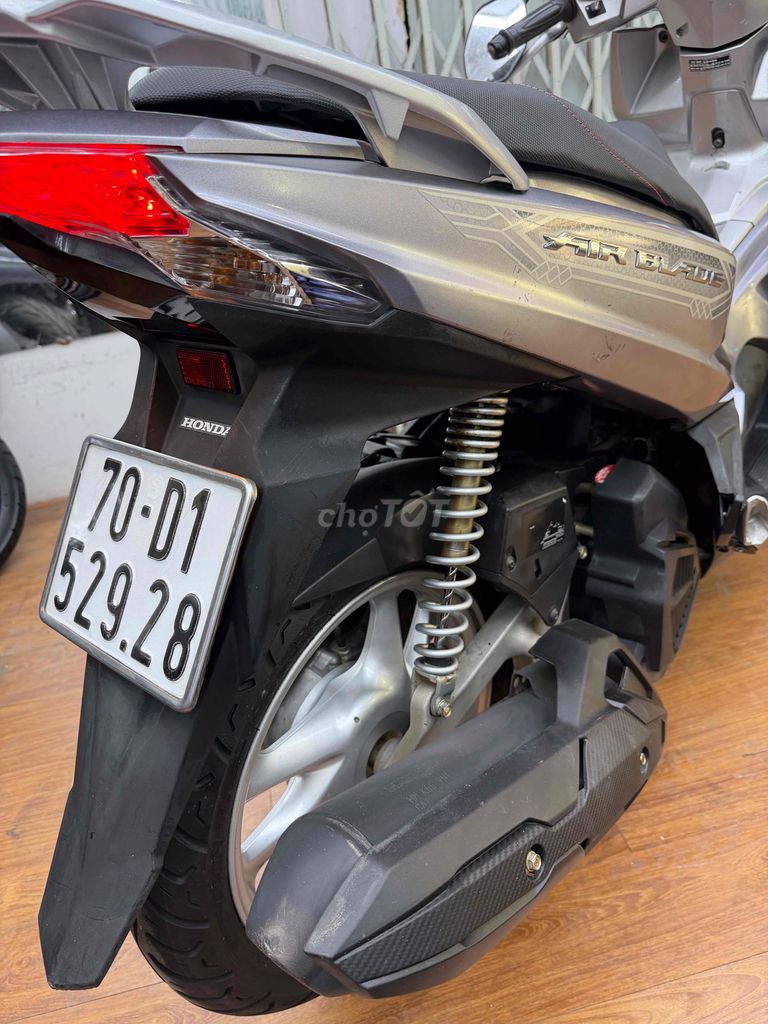 Honda AIRBLADE 2018 - ảnh 3
