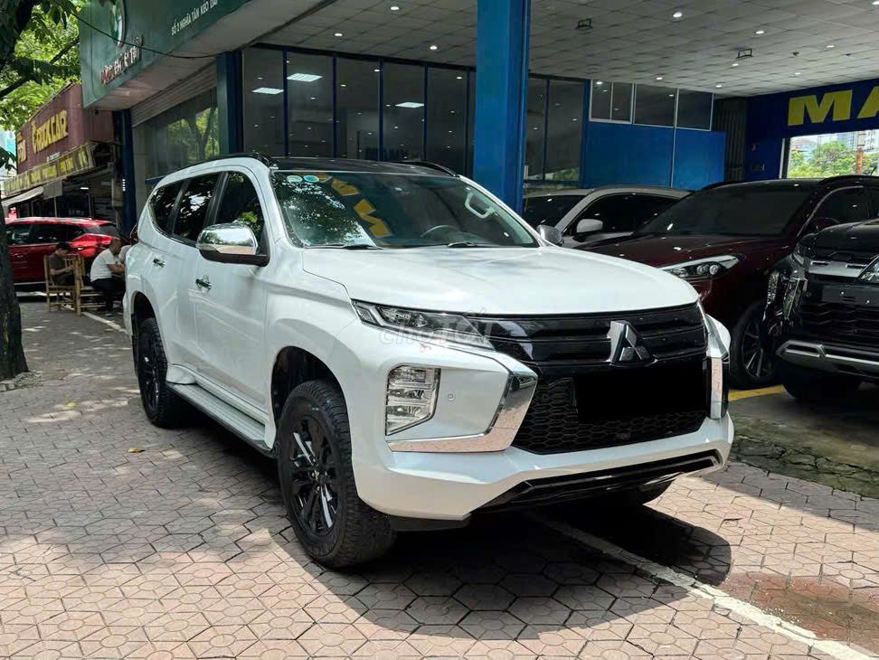 Mitsubishi Pajero Sport 2023 - ảnh 2