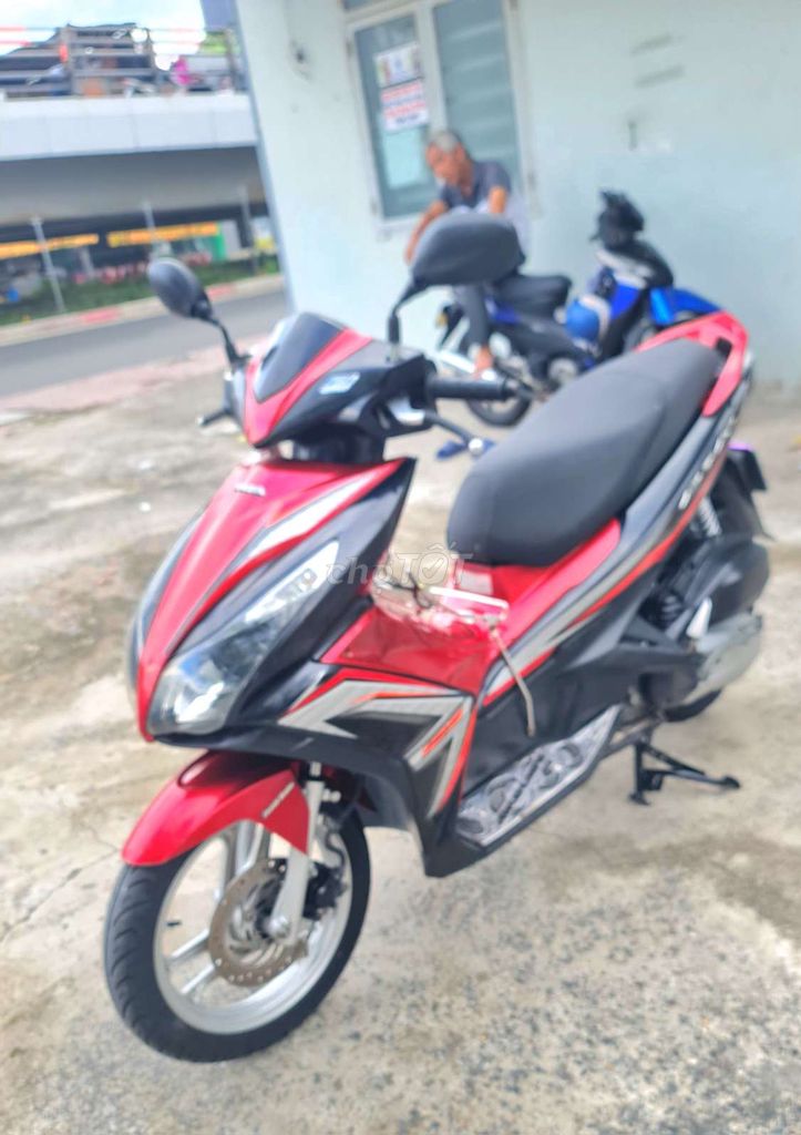 Honda Air Blade 2014 - ảnh 3