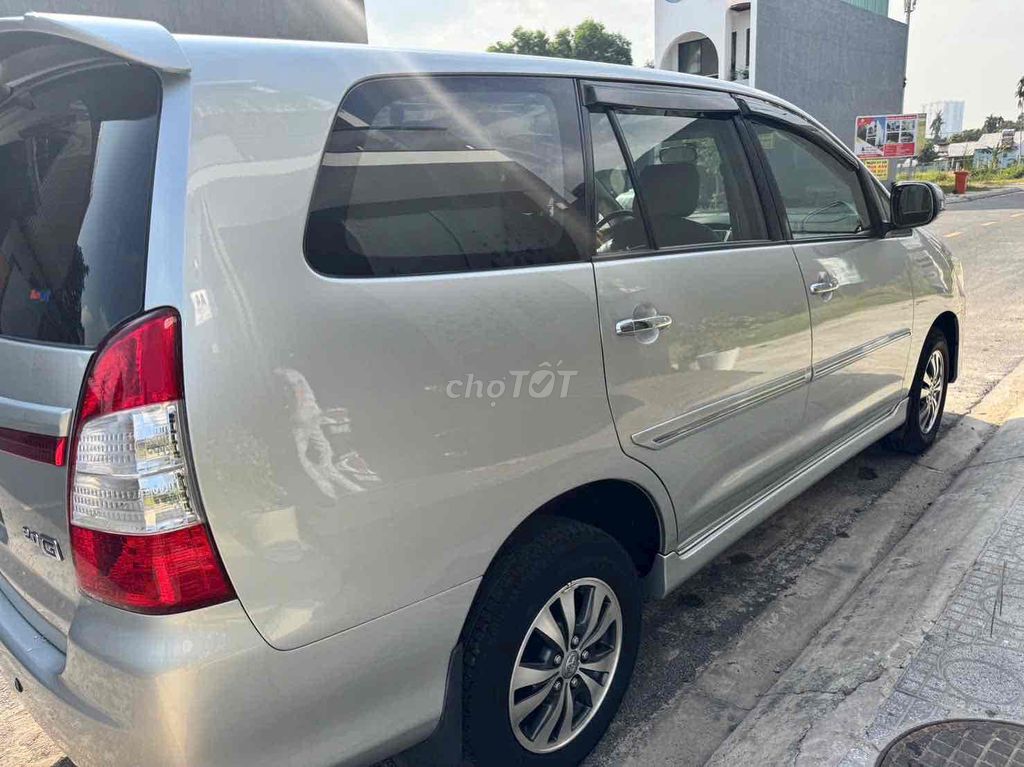 Toyota Innova 2015 - ảnh 4