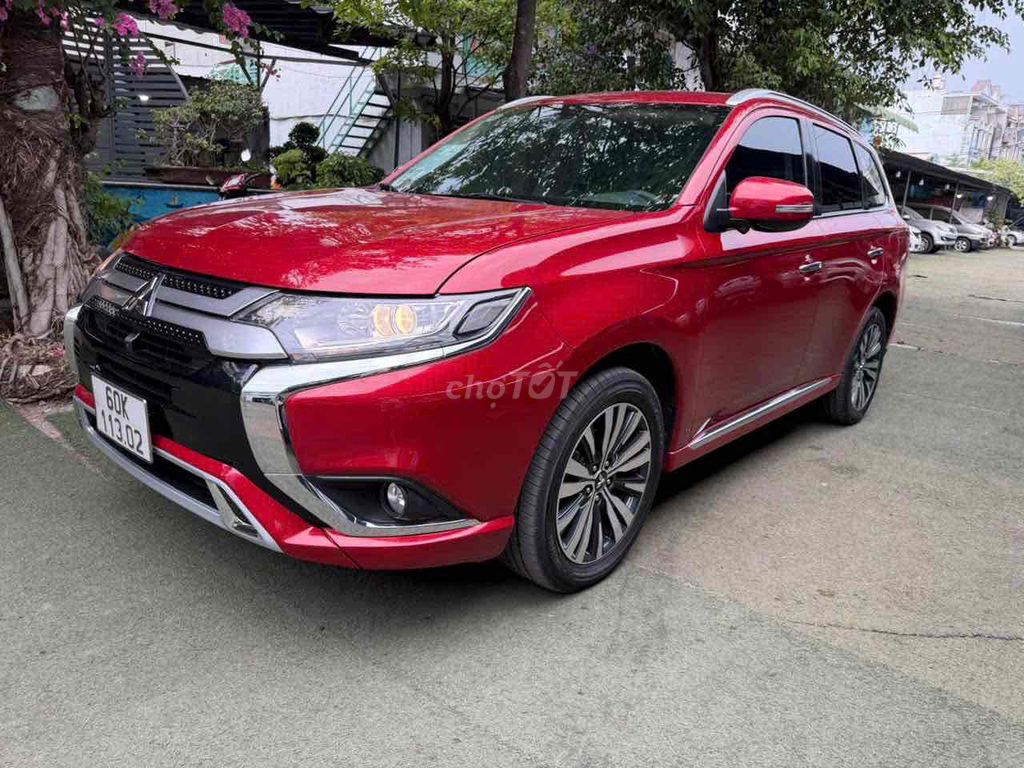 Mitsubishi Outlander 2022 - ảnh 3