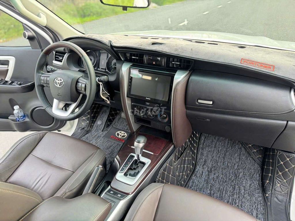 Toyota Fortuner 2.4G 4x2 AT 2019 - ảnh 4