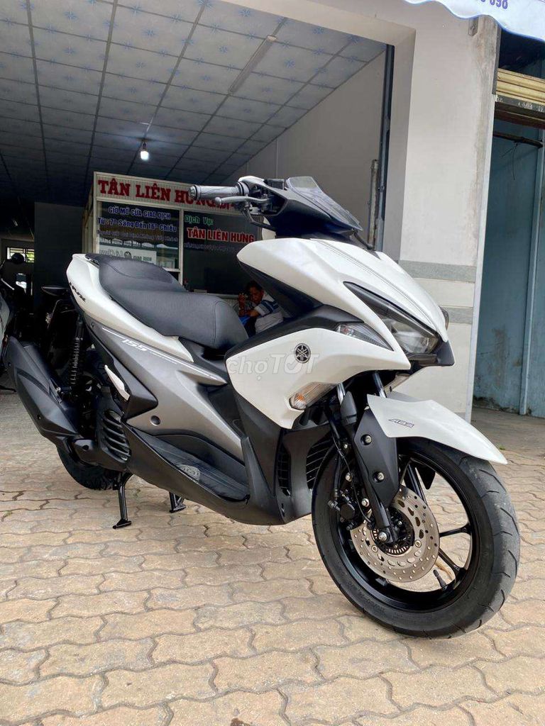 Yamaha NVX 2016 - ảnh 2