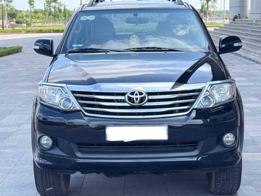 Toyota Fortuner 2014 - ảnh 4