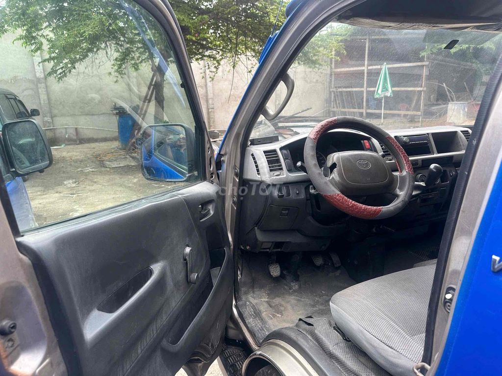 Toyota Hiace 2006 - ảnh 5