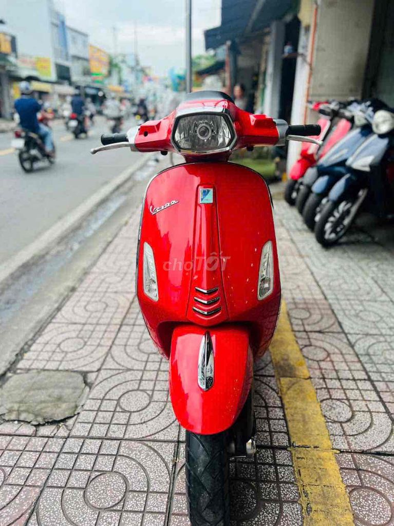 Vespa 2015 - ảnh 1