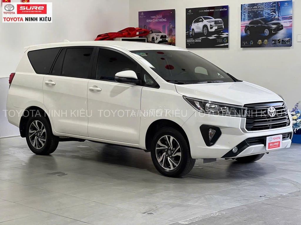 Toyota Innova 2.0E 2024 - ảnh 2