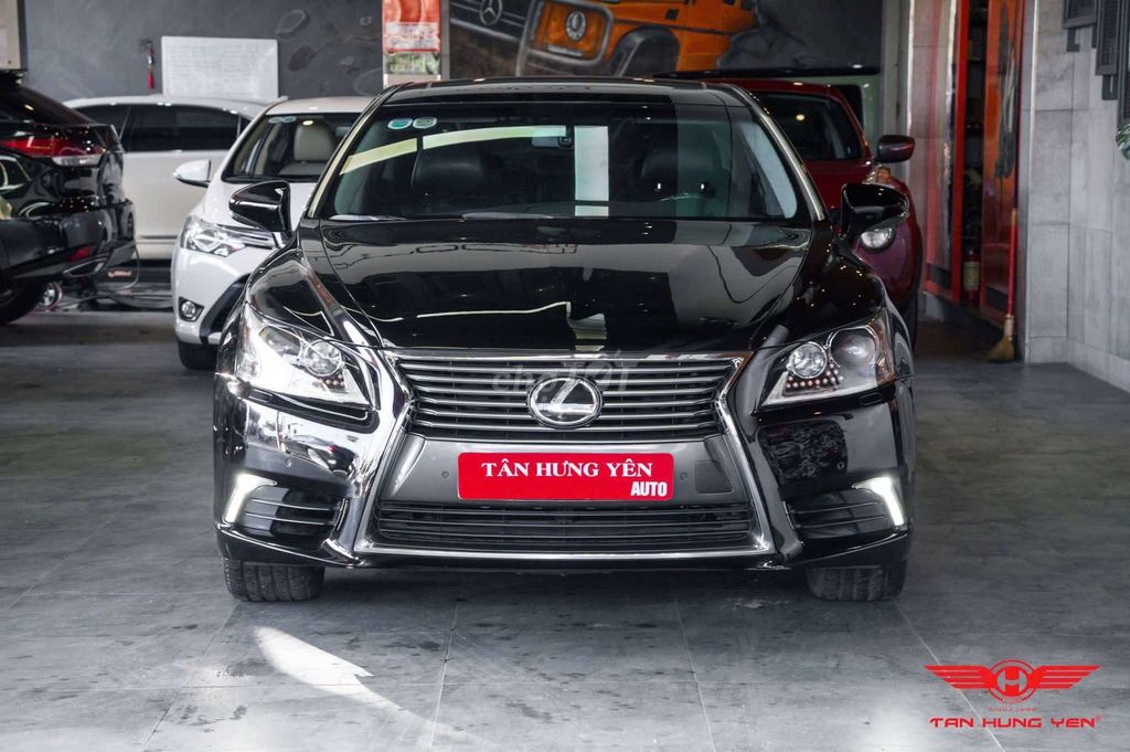 Lexus LS 2013 - ảnh 1