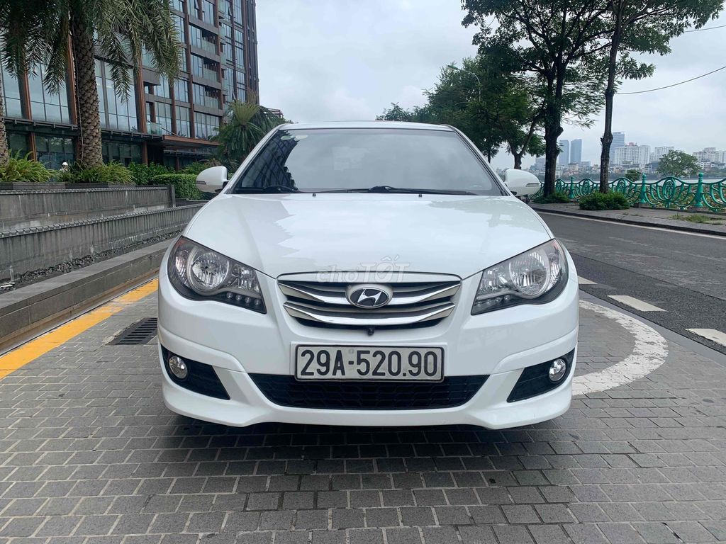 Hyundai Avante 2012 - ảnh 2