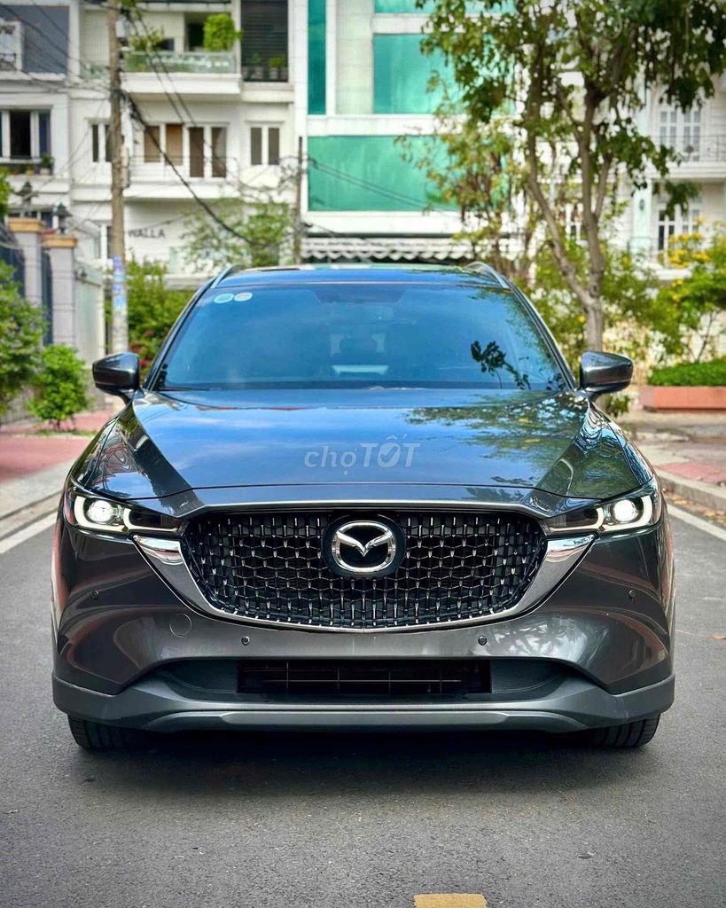Mazda 2025 - ảnh 1