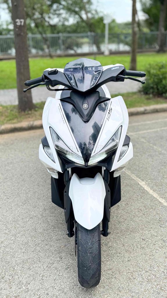 Yamaha NVX 2017 - ảnh 1