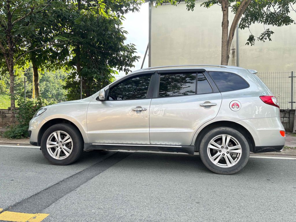 Hyundai 2011 - ảnh 2