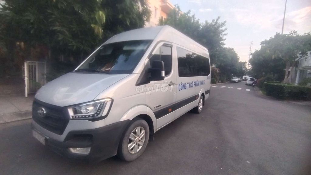 Hyundai Solati - ảnh 1