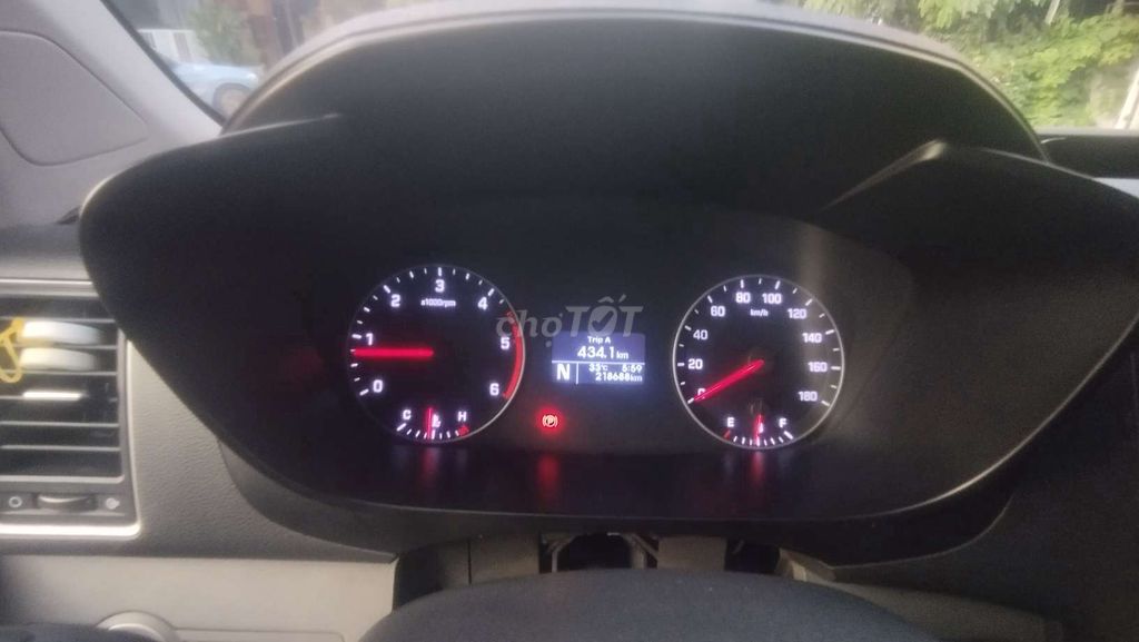 Hyundai Solati - ảnh 2