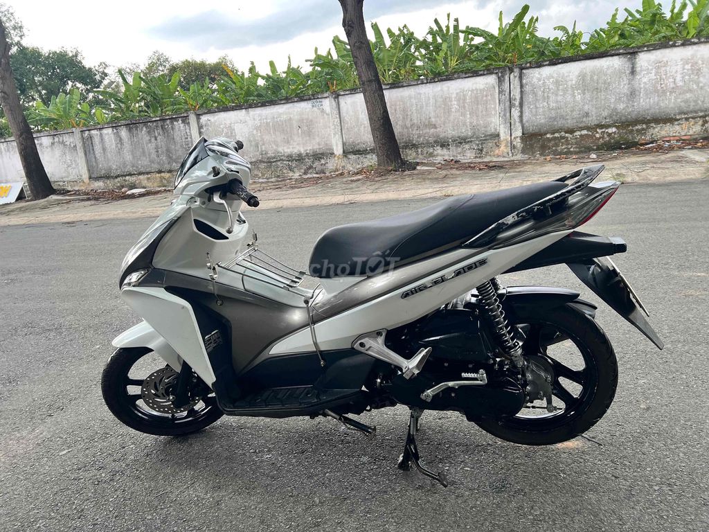 Honda Air Blade 2012 - ảnh 4
