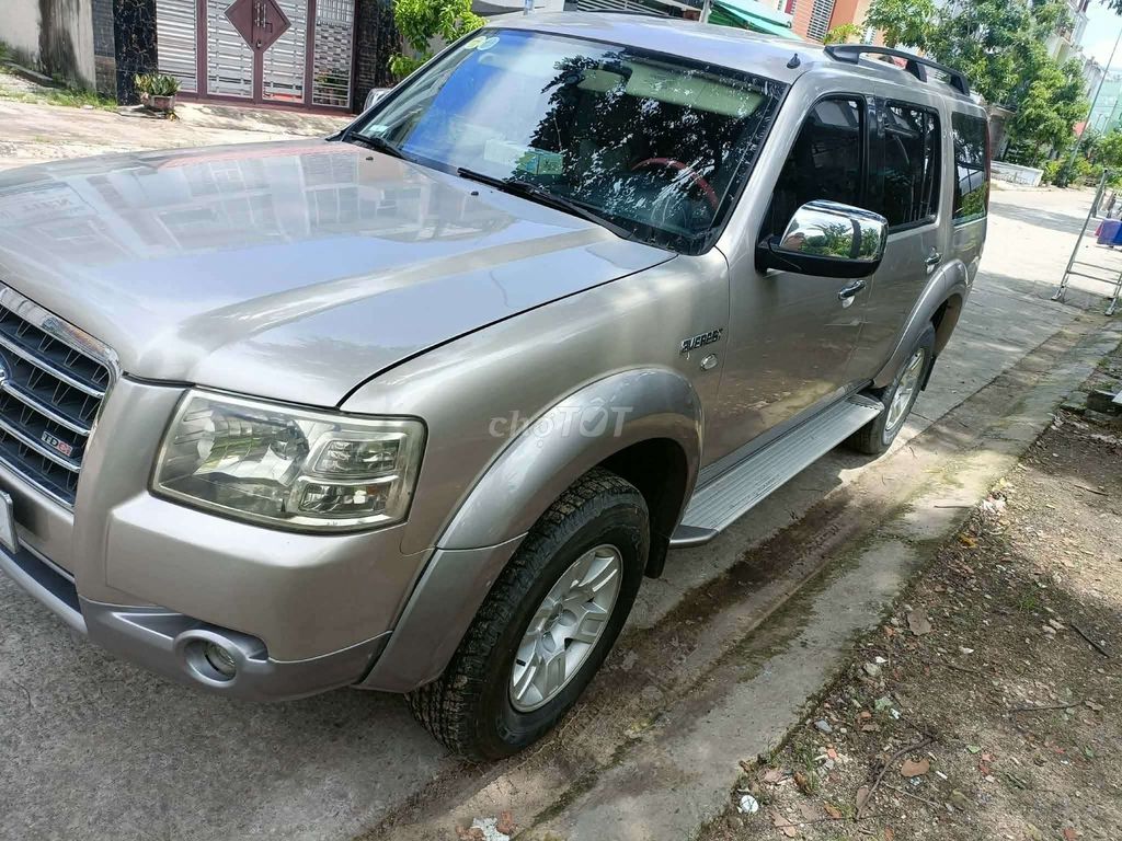 Ford Everest - ảnh 3
