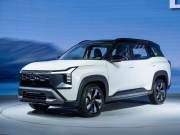 Mitsubishi Destinator Ultimate 2026 - ảnh 1