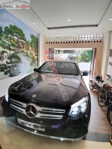 Mercedes-Benz 2018 - ảnh 1