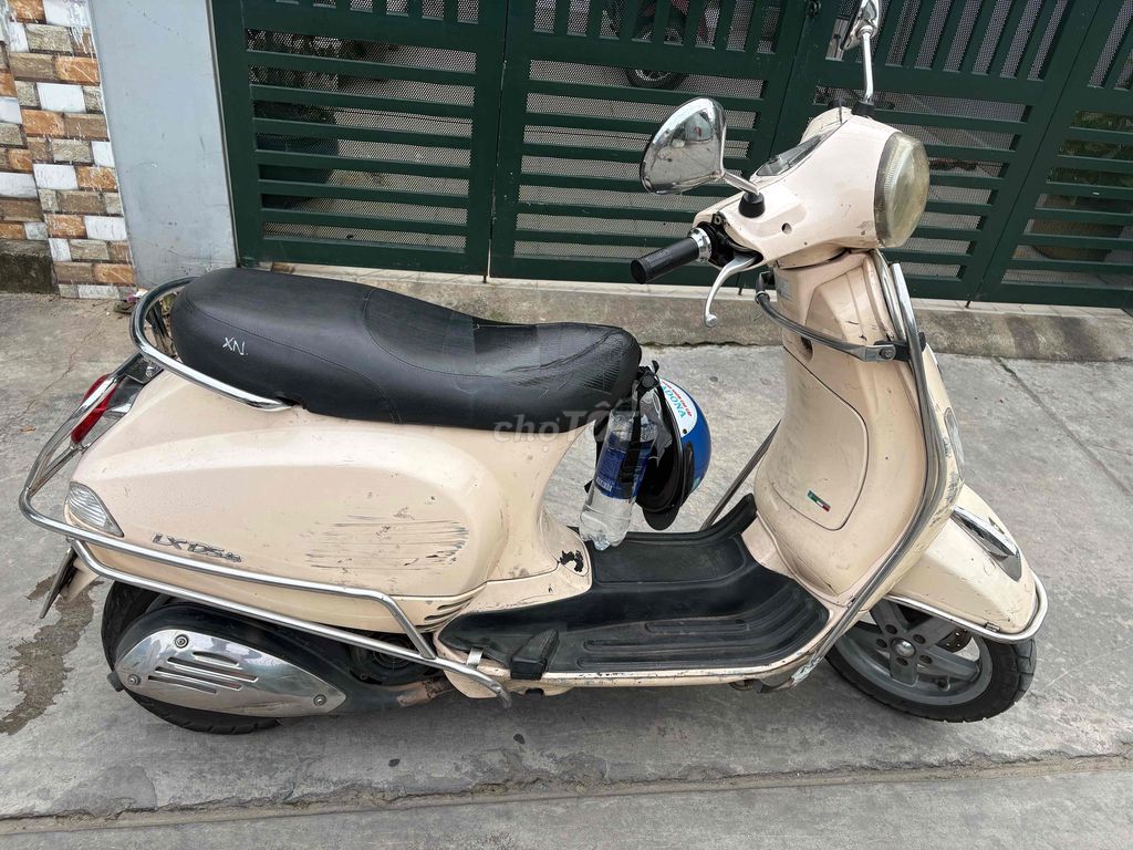 Piaggio Vespa 2011 - ảnh 1