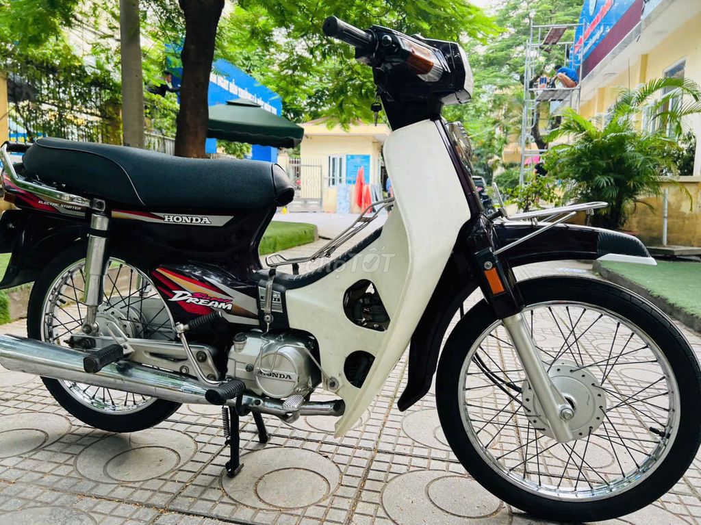 Honda Dream 2000 - ảnh 2