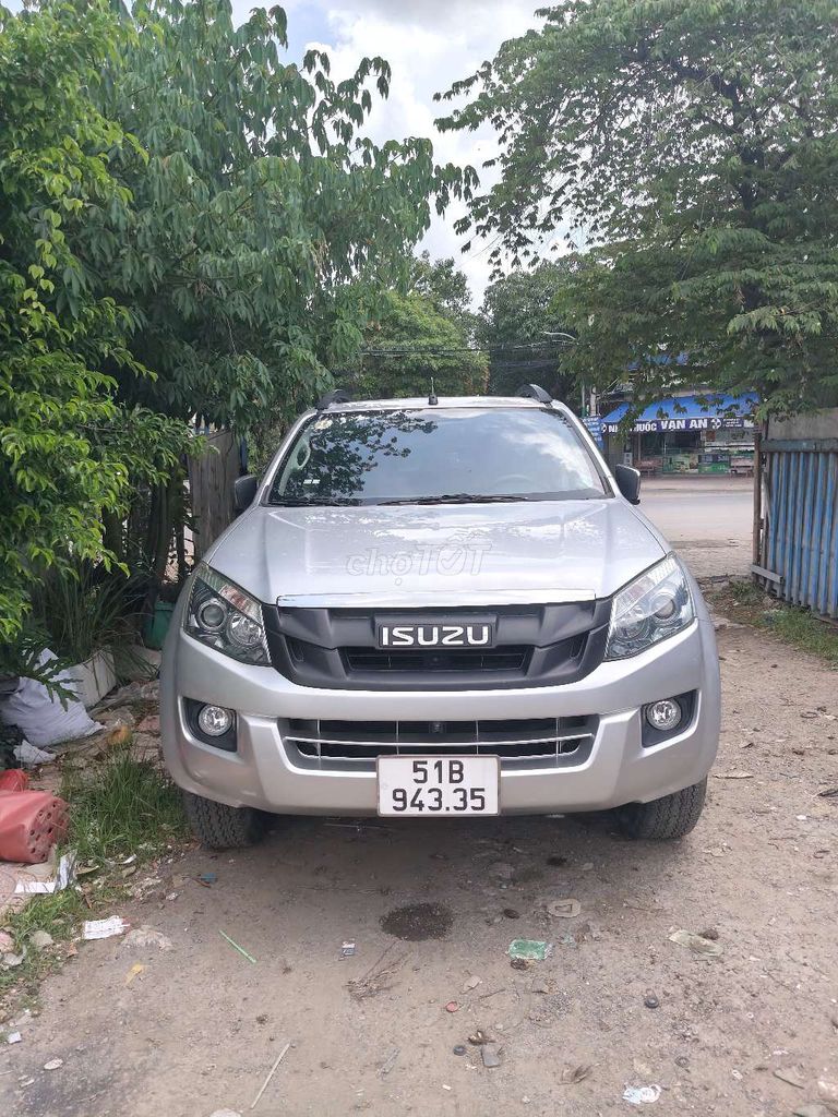 Isuzu - ảnh 1