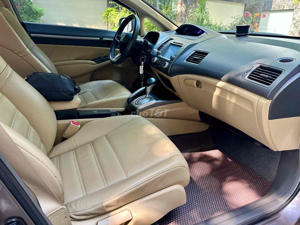 Honda Civic 2011 - ảnh 4
