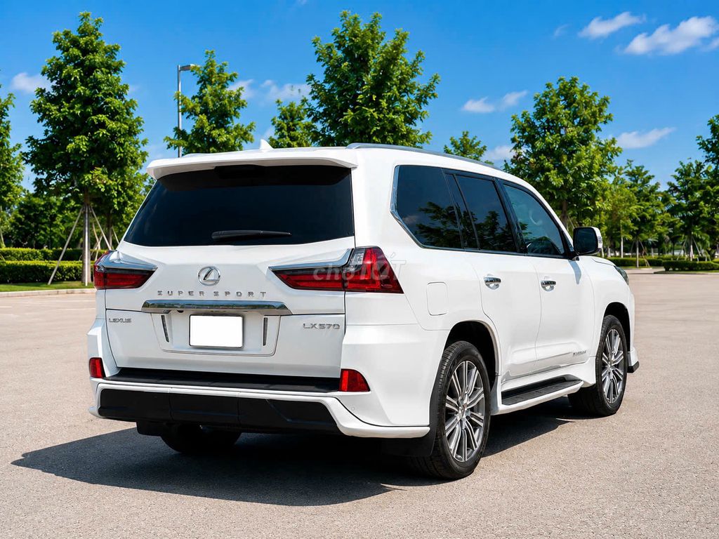 Lexus LX 570 2015 - ảnh 4