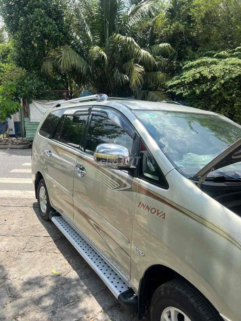 Toyota Innova 2007 - ảnh 2