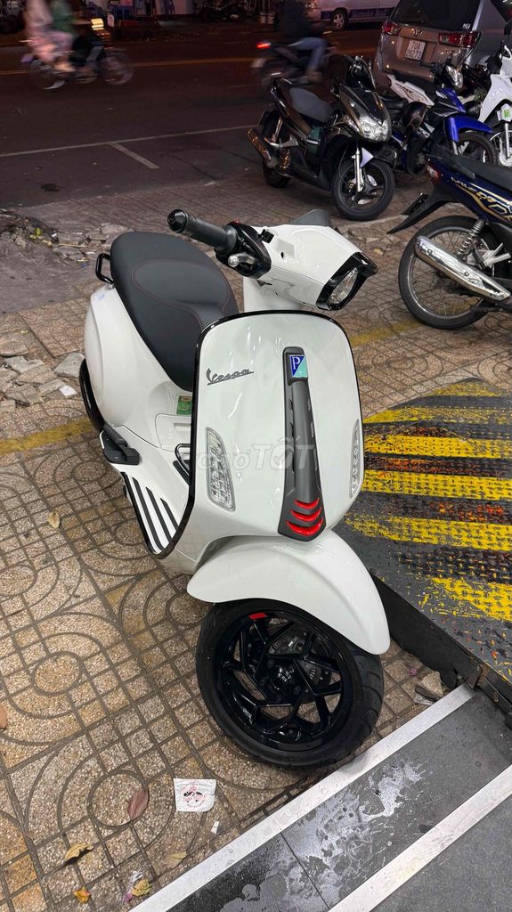 Piaggio Vespa 2026 - ảnh 1
