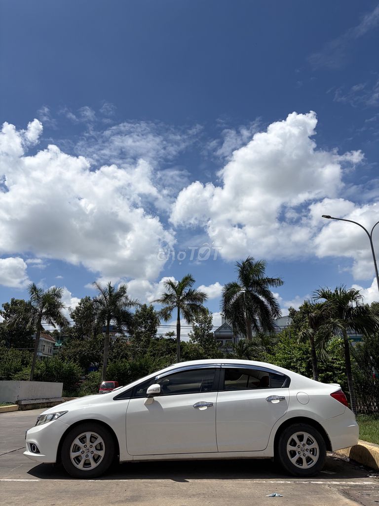 Honda Civic 2012 - ảnh 4