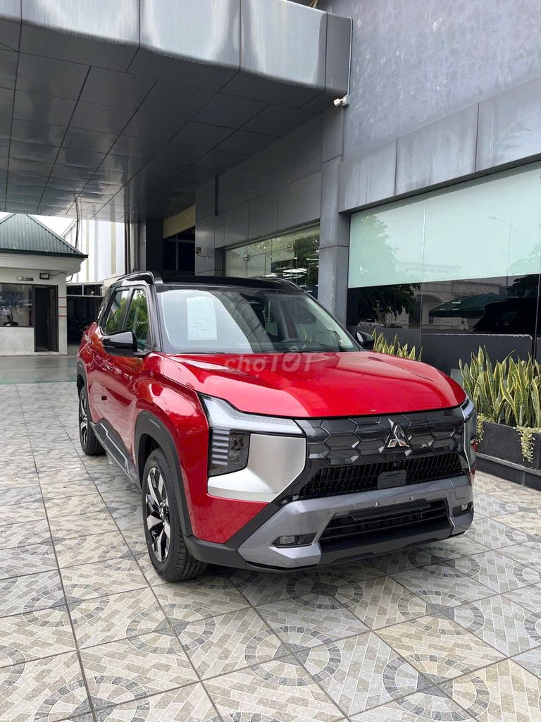 Mitsubishi 2025 - ảnh 1