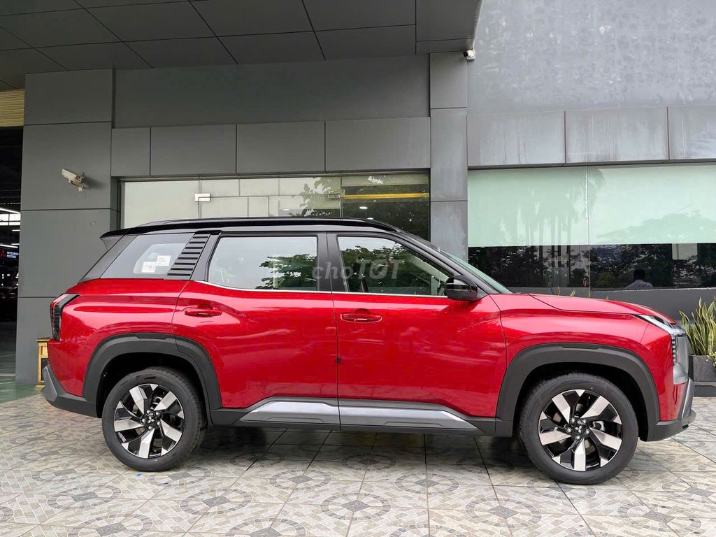 Mitsubishi 2025 - ảnh 2