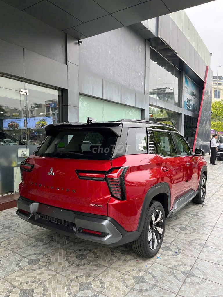 Mitsubishi 2025 - ảnh 3