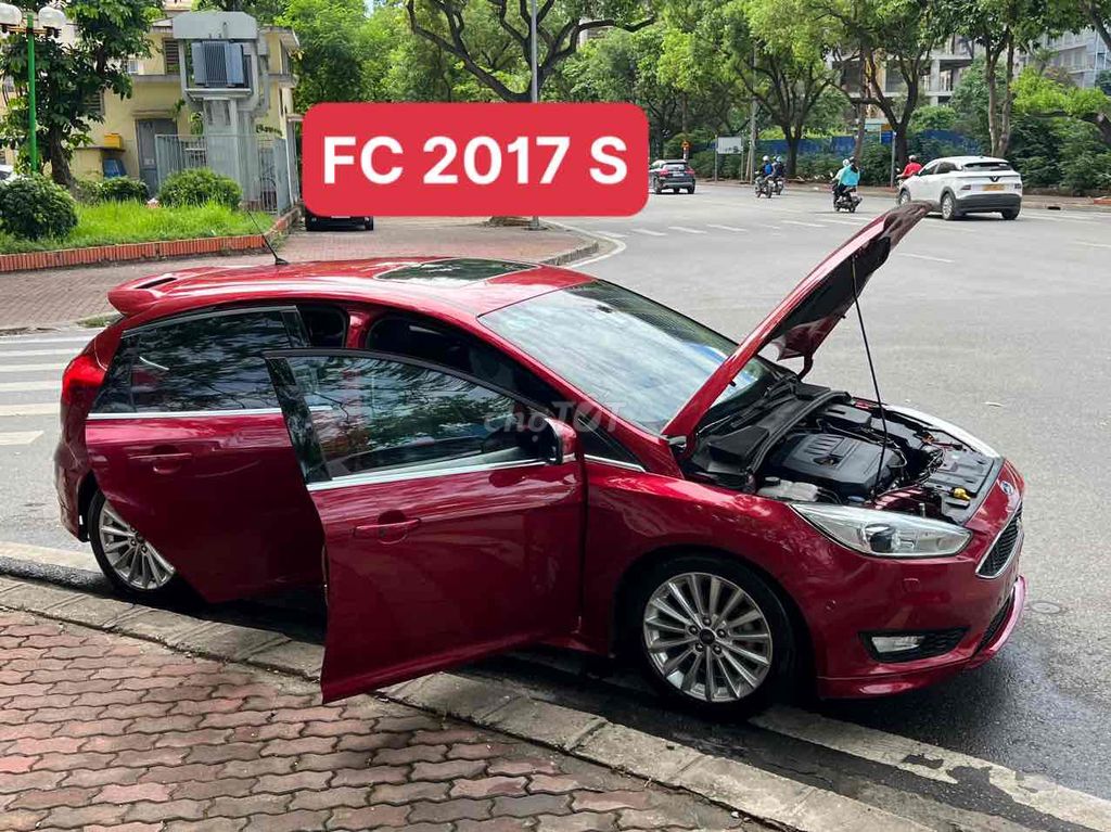 Ford Focus 2017 - ảnh 1