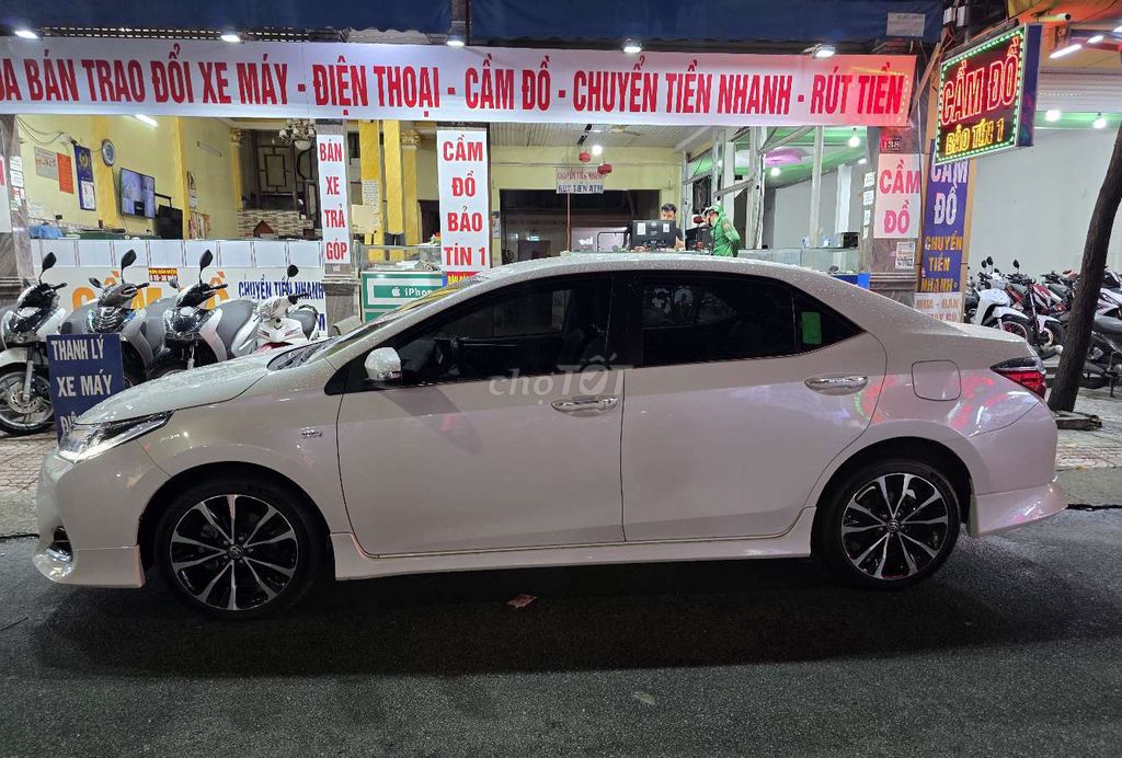 Toyota Corolla Altis 2021 - ảnh 3