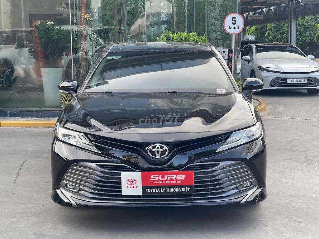 Toyota Camry 2.5Q 2020 - ảnh 1