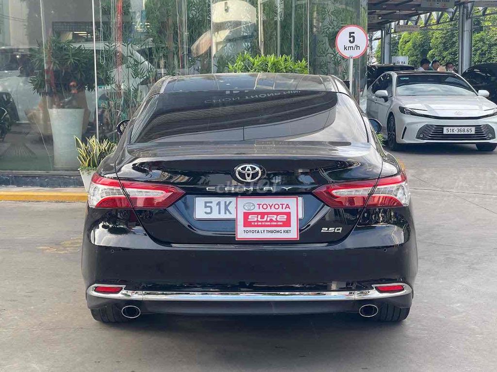 Toyota Camry 2.5Q 2020 - ảnh 5