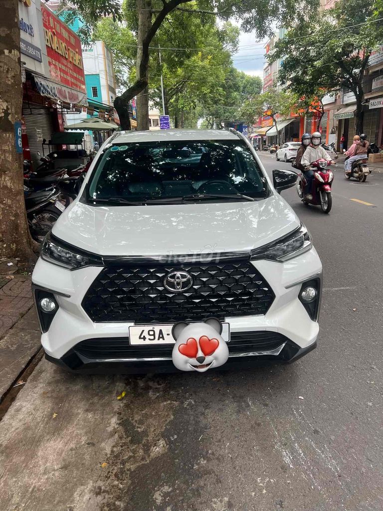 Toyota Veloz Cross 2022 - ảnh 1